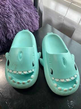 Shark Face Slide slide crocks - Aqua size 8.5